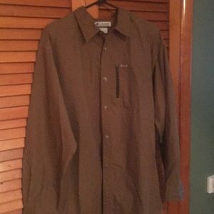 Men’s Columbia long sleeve shirt